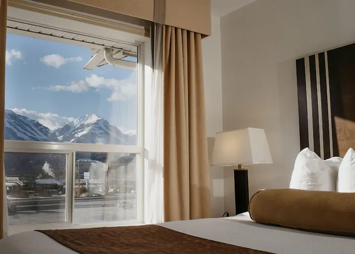 Ramada Golden Hotel