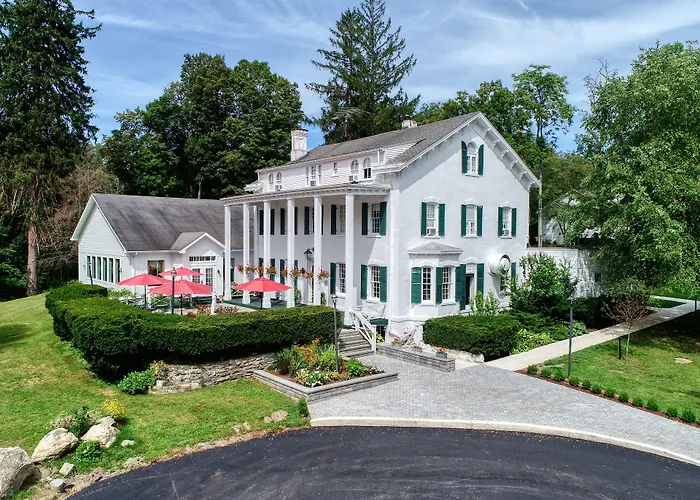 Le Chambord Hotel Hopewell Junction