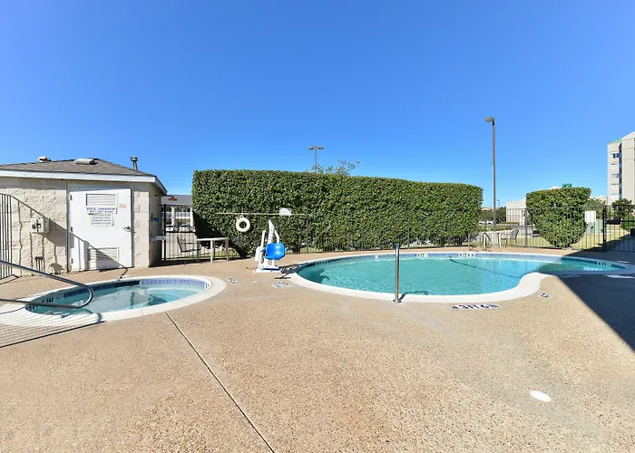 Microtel Inn & Suites By Wyndham Ft. Worth North/ Fort Worth