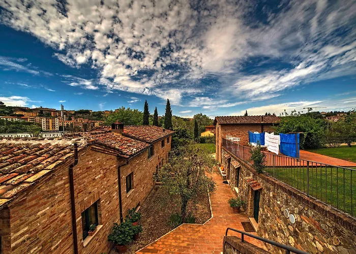 Borgo Grondaie Aparthotel Siena
