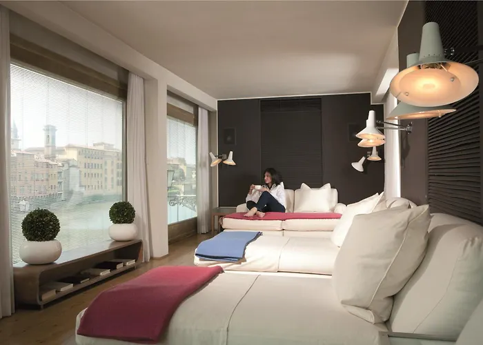 Hotel Continentale - Lungarno Collection Florenz