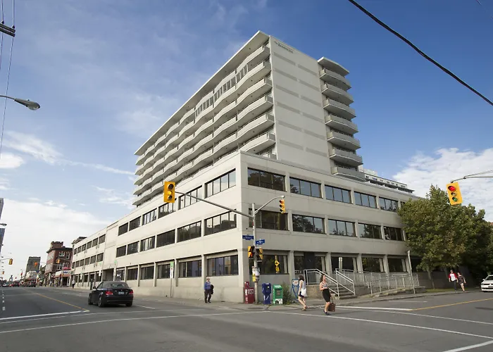 The Business Inn Otawa