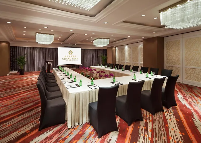 Grand Park Kunming Hotel