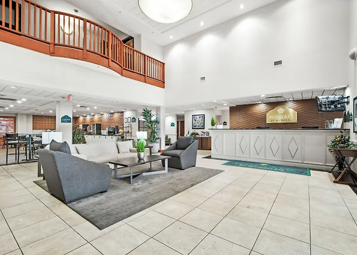 Hotel Wingate By Wyndham - Edmonton West
