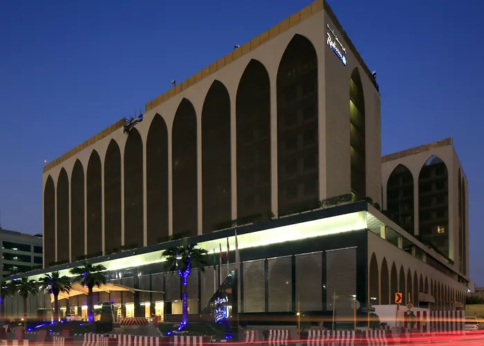 Radisson Blu Hotel, Riadh