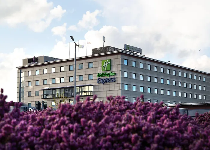 Holiday Inn Express Bradford City Centre By Ihg