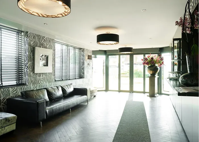 Boutique Hotel Chariot - Amsterdam Schiphol Airport Aalsmeer