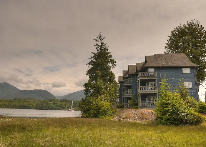 Waters Edge Shoreside Suites Ucluelet
