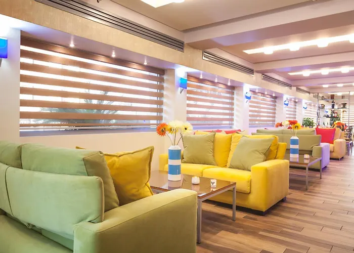 Tropical Hotel Atina