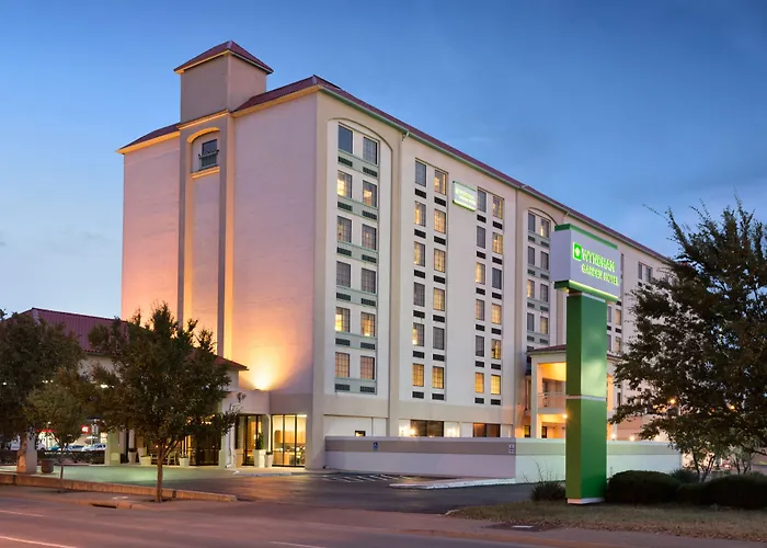 Wyndham Garden Wichita Downtown Hotel