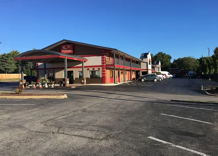 Econo Lodge Inn & Suites I-35 At Shawnee Mission Overland Park