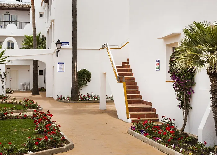 Globales Aparthotel Bouganvilla Sa Coma 