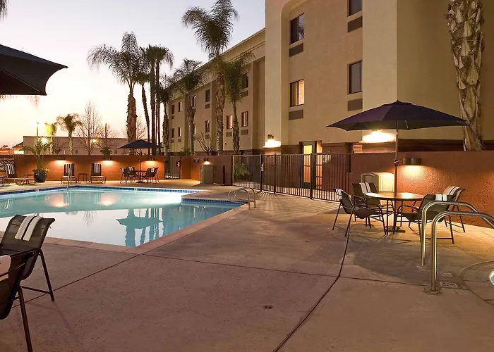 Best Western Plus Arrowhead Hotel Colton