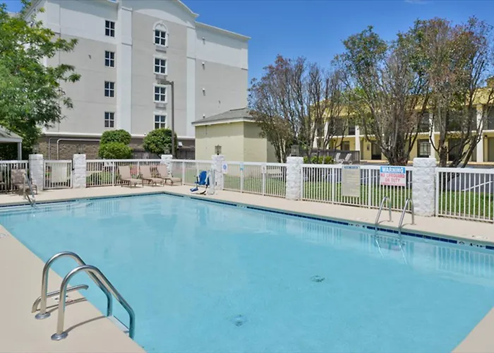 Holiday Inn Express Hotel & Suites Mooresville - Lake Norman By Ihg