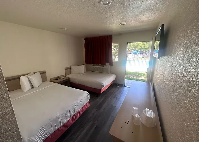Hi - Wheel Flats Hotel Davis