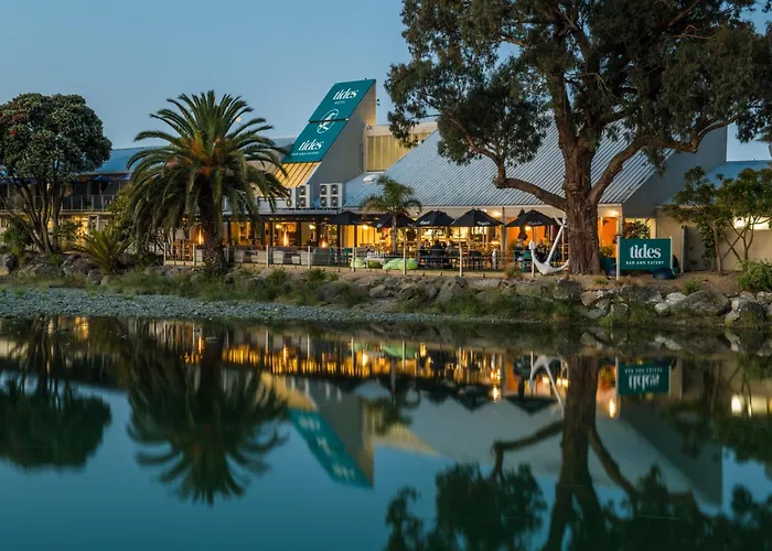 Tides Hotel Nelson