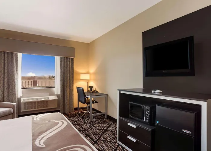 Quality Inn & Suites Pearl-Jackson