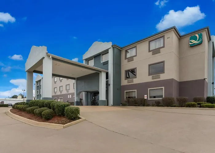 Quality Inn & Suites Pearl-Jackson