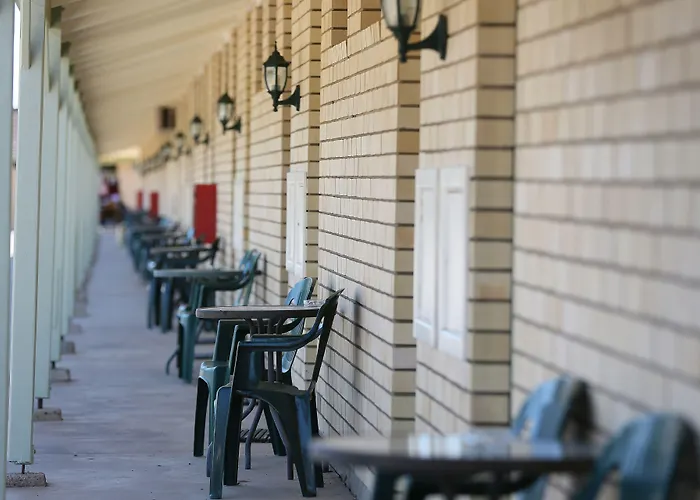 Burke And Wills Motor Inn Moree
