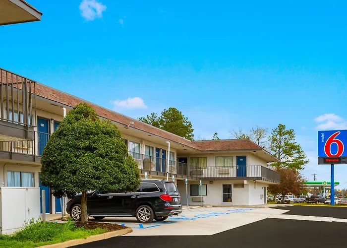 Motel 6-Sandston, Va - Richmond, Va