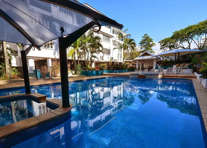Beachview Apartments At Villa Paradiso Palm Cove