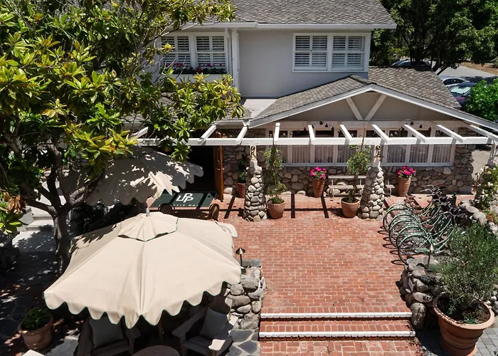 Hotel Le Petit Pali At 8Th Ave Carmel-by-the-Sea