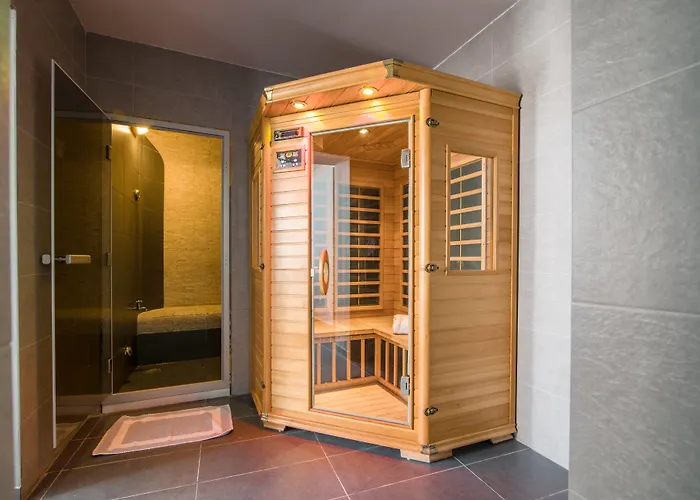 Antinea Suites Hotel & Spa Kamari 
