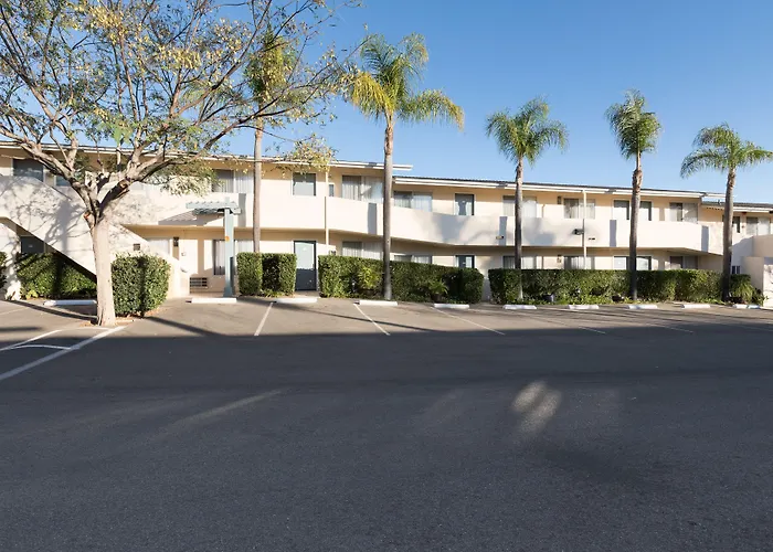 Sandpiper Lodge - Santa Bárbara