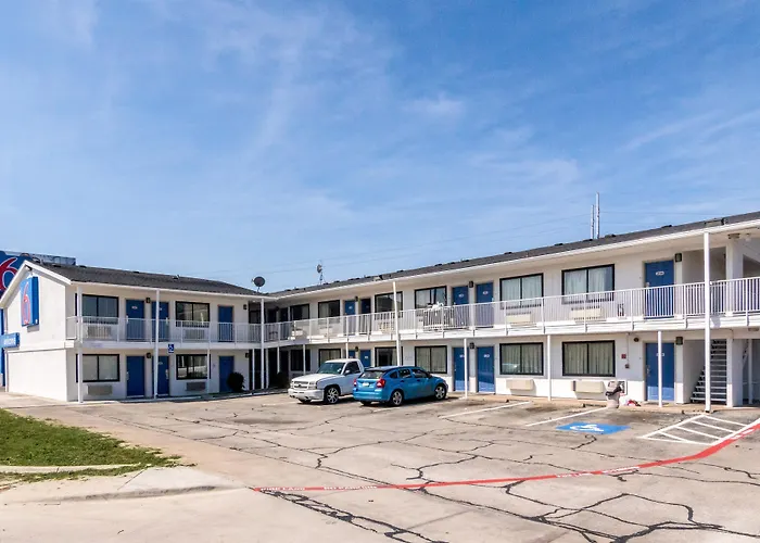 Motel 6 Fort Worth, Tx - North Haltom City