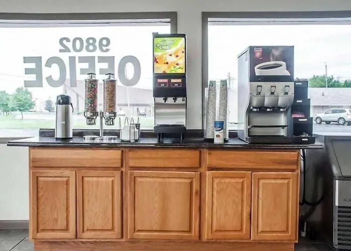 Rodeway Inn & Suites Niagara Falls