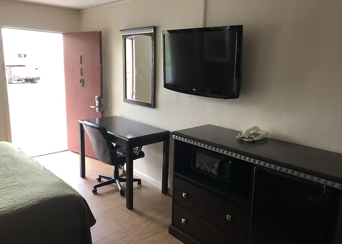 Crossroads Inn Lebanon