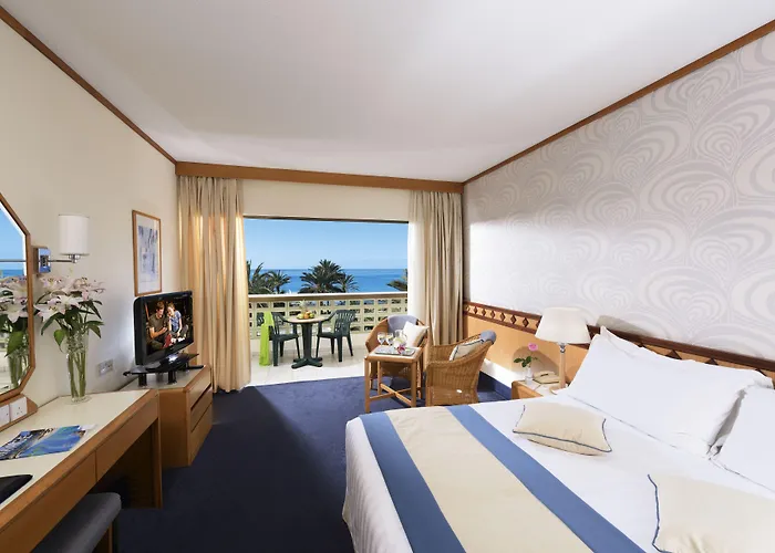Constantinou Bros Athena Beach Hotel Geroskipou