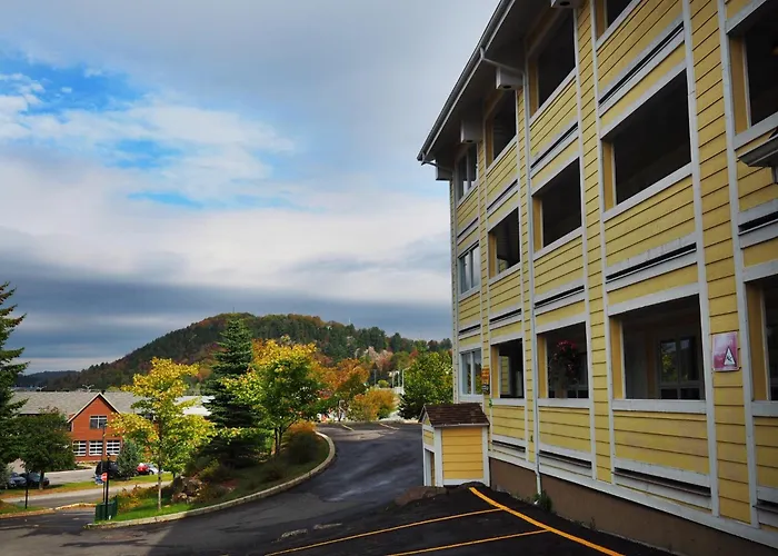Hotel And Suites Les Laurentides Saint-Sauveur