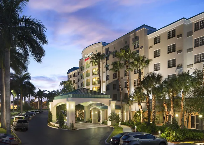 Courtyard By Marriott Fort Lauderdale Airport & Cruise Port Dania Beach