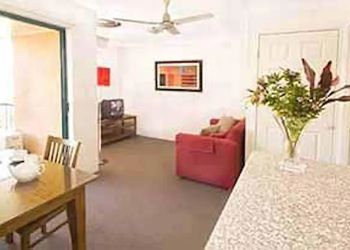 Karana Palms Resort Surfers Paradise