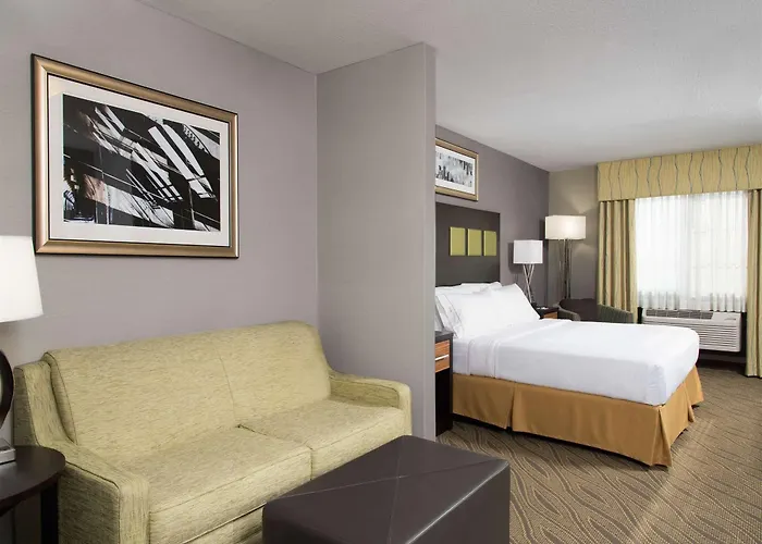 Holiday Inn Express & Suites Danville By Ihg