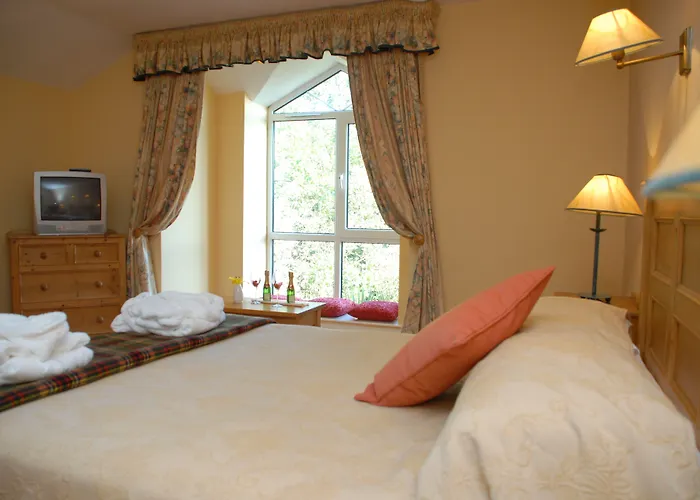 Dingle Benners Hotel