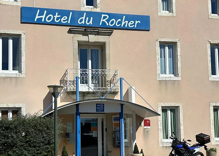 Hotel Du Rocher Le Caylar