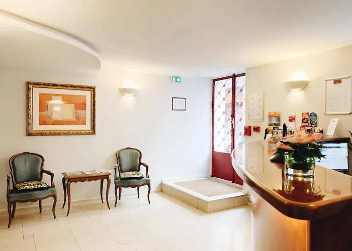 Hotel Bellevue Montmartre Paris