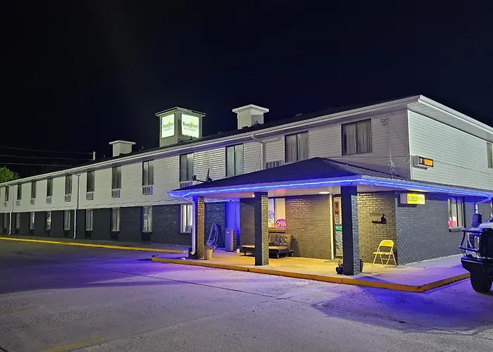 Budgetel Inn & Suites Fort Scott
