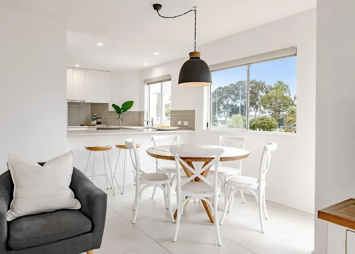 Regatta Noosa Aparthotel Noosaville