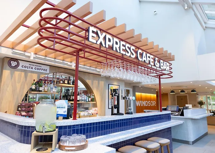 Holiday Inn Express Windsor By Ihg