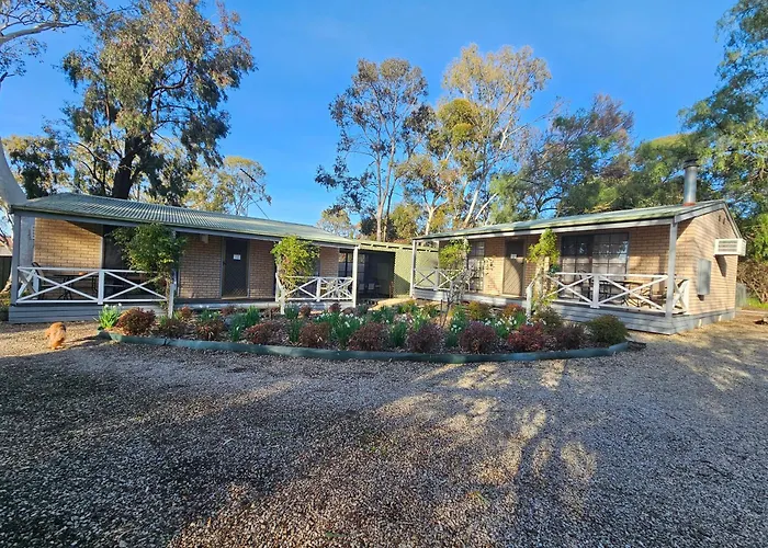 Barossa Country Cottages Lyndoch