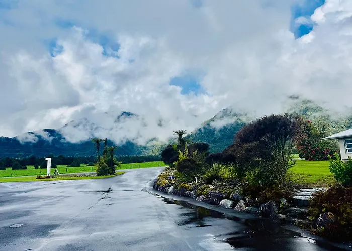 Franz Josef Oasis Hotel
