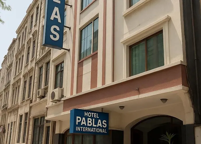 Hotel Pablas International, New Delhi, Near Metro