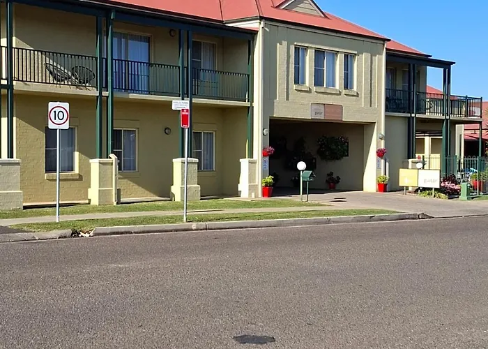 Golden Guitar Motor Inn Tamworth