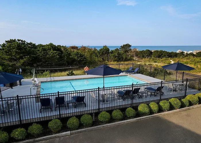 Dune Crest Hotel North Truro