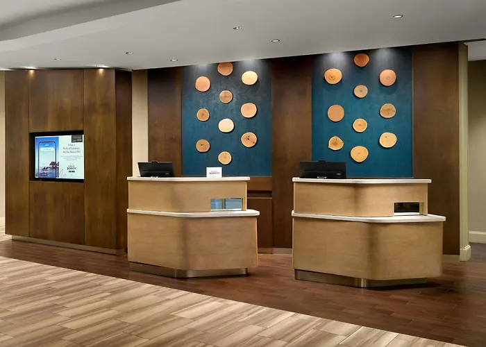 Courtyard By Marriott Carrollton Hotel