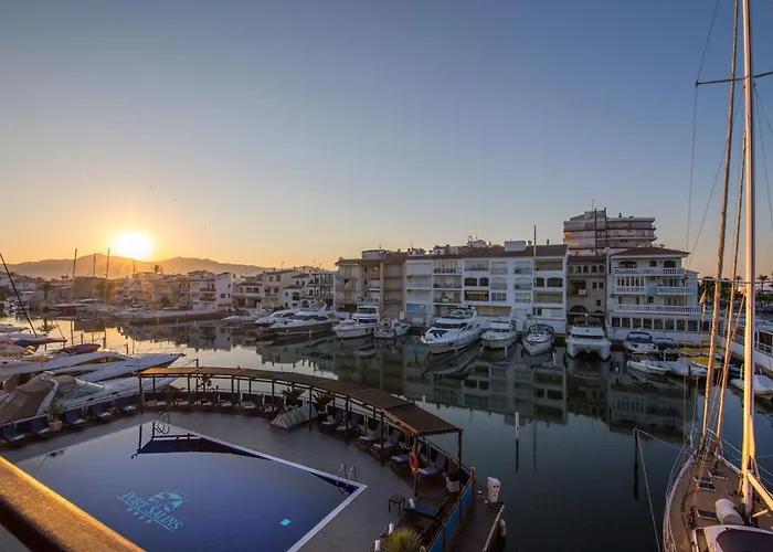 Hotel Port Salins By Pierre & Vacances Empuriabrava