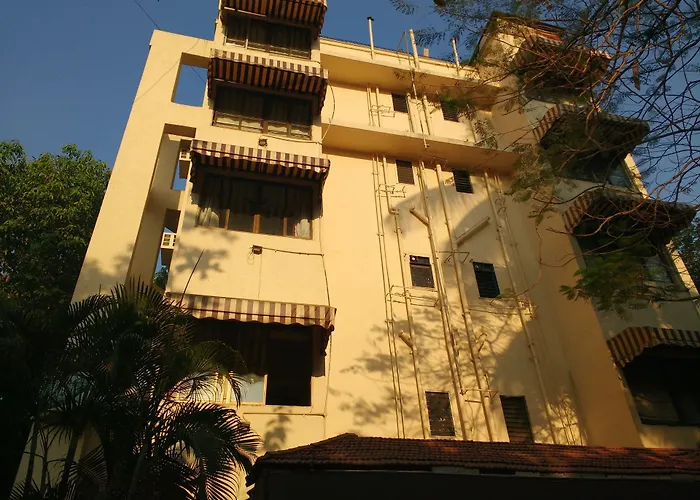 Fabexpress Highway Residency Hotel Mumbai
